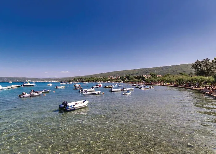 Stunning In Muraj With Kitchen