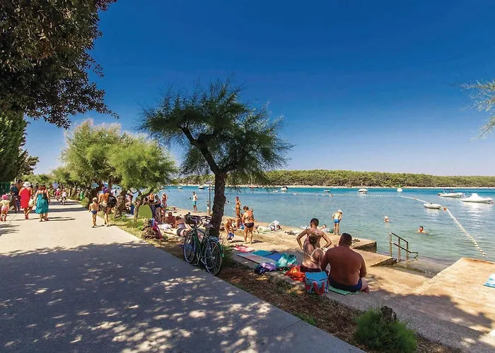 Stunning In Muraj With Kitchen