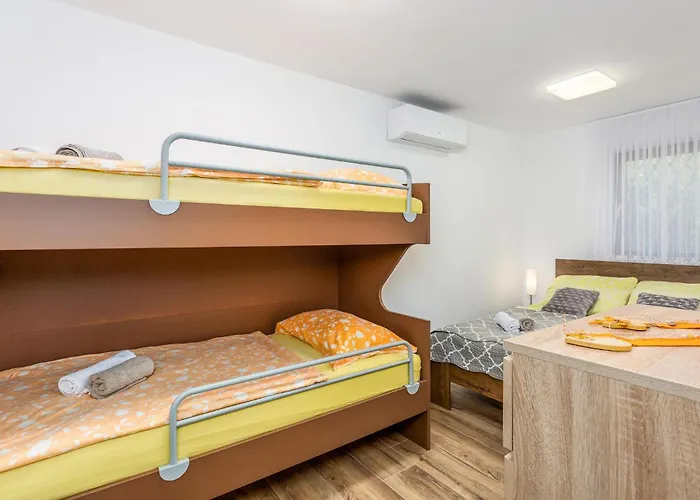 בית נופש Stunning In Muraj With Kitchen *