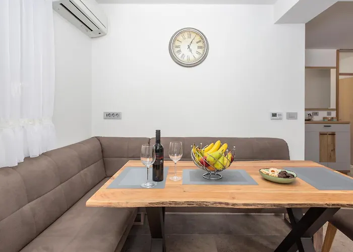 Stunning In Muraj With Kitchen Kornić