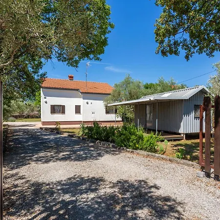 Stunning In Muraj With Kitchen * Kornić